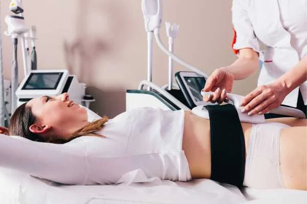 woman having body sculpting to help improve her body image and her mental health Salisbury